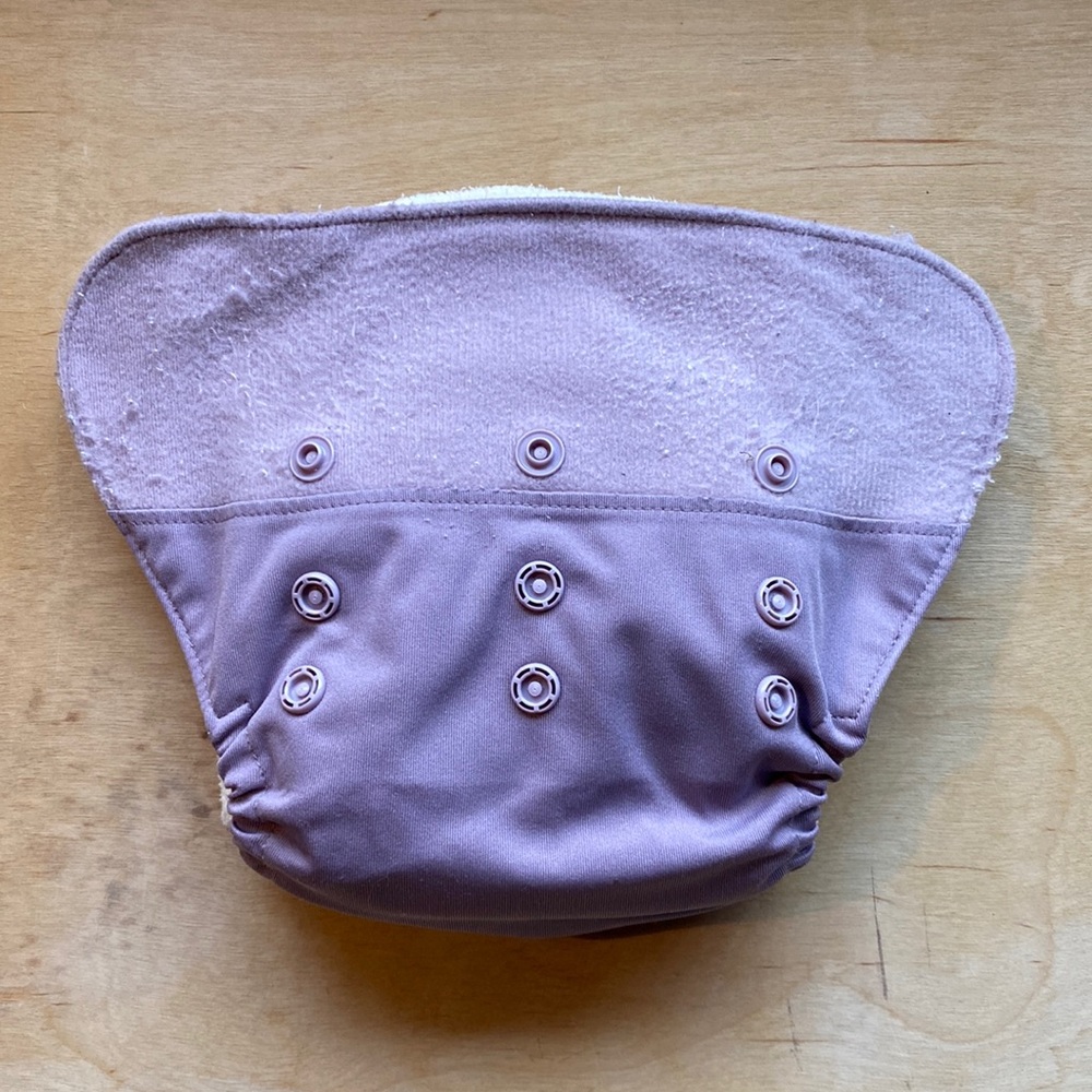 Grovia cloth diaper shell with terry/microfibre snap insert